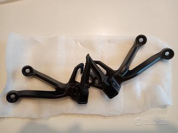 Pedane per scarico basso Speed triple 1050