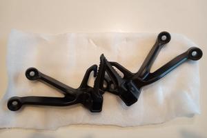 Pedane per scarico basso Speed triple 1050