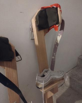 Trampoli in legno