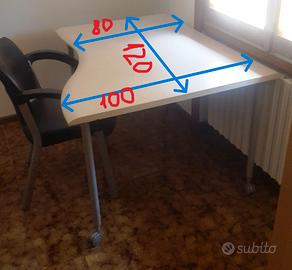 Tavolo scrivania possibile abbinare sedie