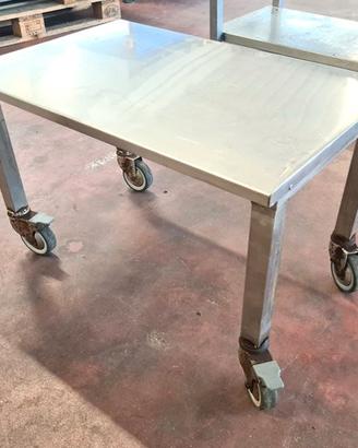 tavolino inox con ruote usato