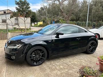 AUDI TT 2011, 2.0 Diesel 170CV