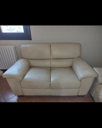 divano 2 posti