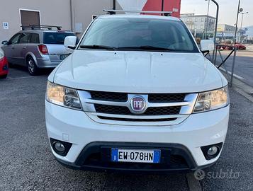 Fiat Freemont 2.0 Mjt 170 CV 4x4 aut. Black Code