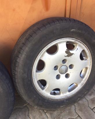 Pneumatici con cerchi Audi,195/65/15