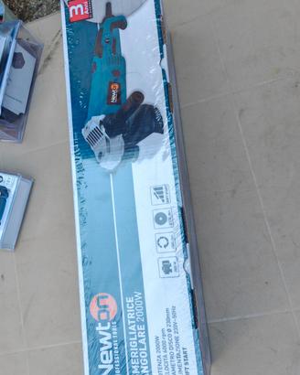 smerigliatrice angolare 2000W