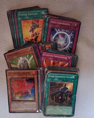 lotto 90 carte YU GI OH!