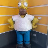 statua homer simpson