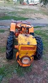 Trattore pasquali 946 targato con rimorchio trazi