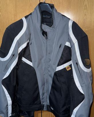 giubbotti messi poche volte e in buone condizioni 