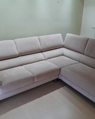 Divano in tessuto 270x230