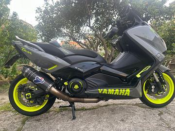 Tmax 530 RS