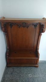 appendiabiti con baule vintage 