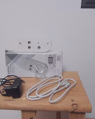 Amplificatore di Segnale TV König 25 dB (2 Uscite)