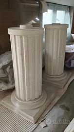 Tavolo in cristallo basi in travertino