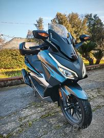 Honda Forza 350 versione Deluxe 