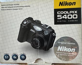 NIKON COOLPIX 5400