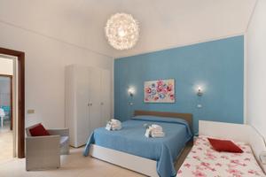 Con 2 bagni:7-9 agosto e dal 22 agosto in poi