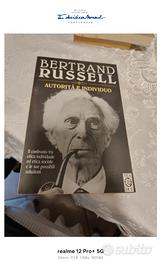 autorità  e individuo  di Bertrand Russell