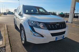 mahindra xuv 500 4×4 con tutti i tagliandi certifi