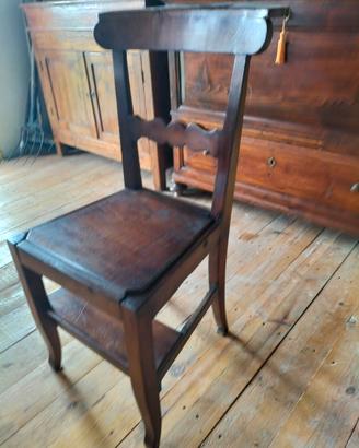 Inginocchiato 700 in Noce