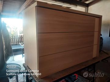 Comò  camera da letto 