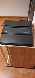 macchina da scrivere Olivetti 