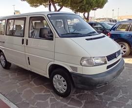 Volkswagen Transporter 1.9 TD cat Multivan