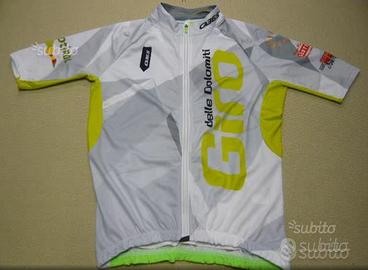 Maglietta Q36.5 con calzini