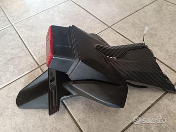 PORTATARGA SUZUKI GSX-R 750