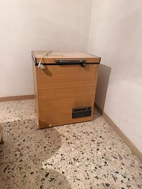 Congelatore a pozzetto White-westinghouse