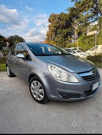 Opel corsa 4 serie 2009