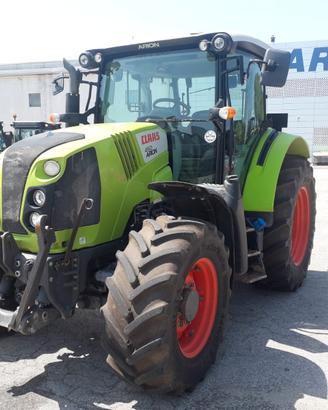 Trattore CLAAS Arion 450