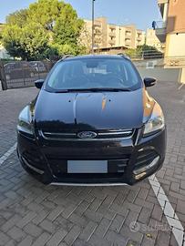  Auto Ford Kuga