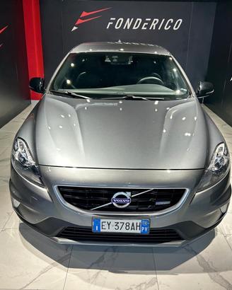 VOLVO V40 D2 1.6 R-design Momentum