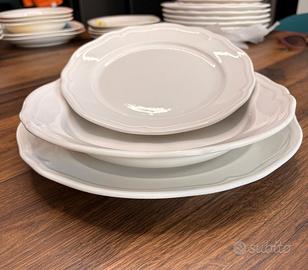 set 18 piatti Ikea