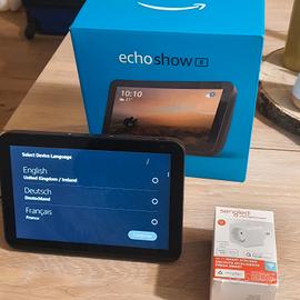 Amazon echo show 8 + presa wifi alexa