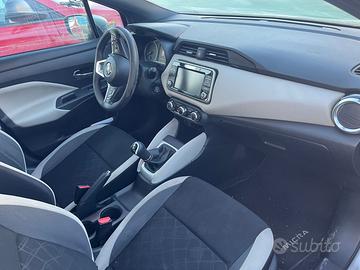 Auto nissan micra