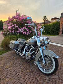 Harley Davidson road king classic
