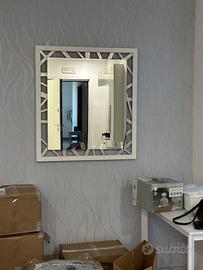 Specchio moderno con led