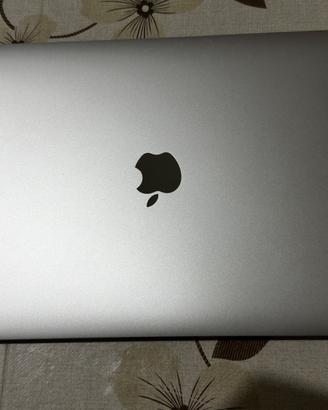 MacBook Air 13" Retina (2020)