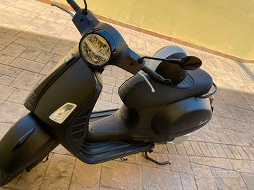 Vespa GTS 300 limited edition