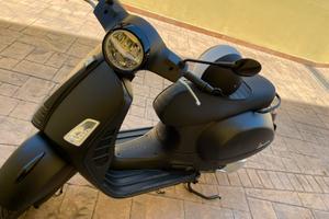 Vespa GTS 300 limited edition