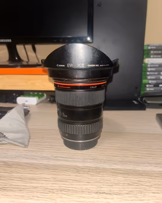 Canon EF 17-35 f2.8 L con paraluce EW-83CII