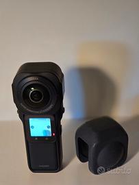 Insta360 ONE RS 1-Inch Leica + Kit