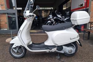 Piaggio Vespa 125 LX