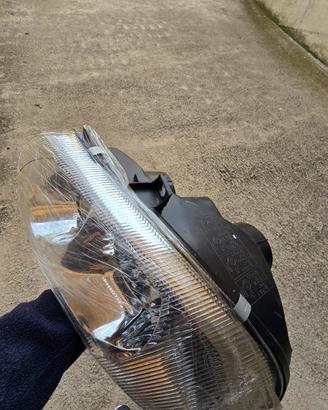 Faro anteriore SX  Alfa 156