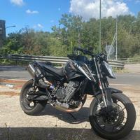 Ktm duke 790