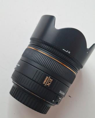 Canon Sigma EX 30mm f 1.4  DC HSM AF made JAPAN