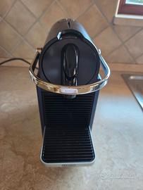 Macchina caffe capsule nespresso Delonghi Pixie